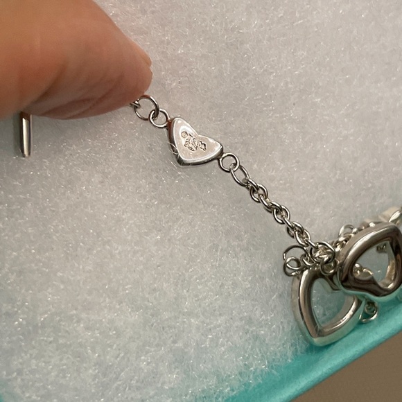 Tiffany & Co Heart Link Silved Bracelet ❌sold❌ - Picture 4 of 4
